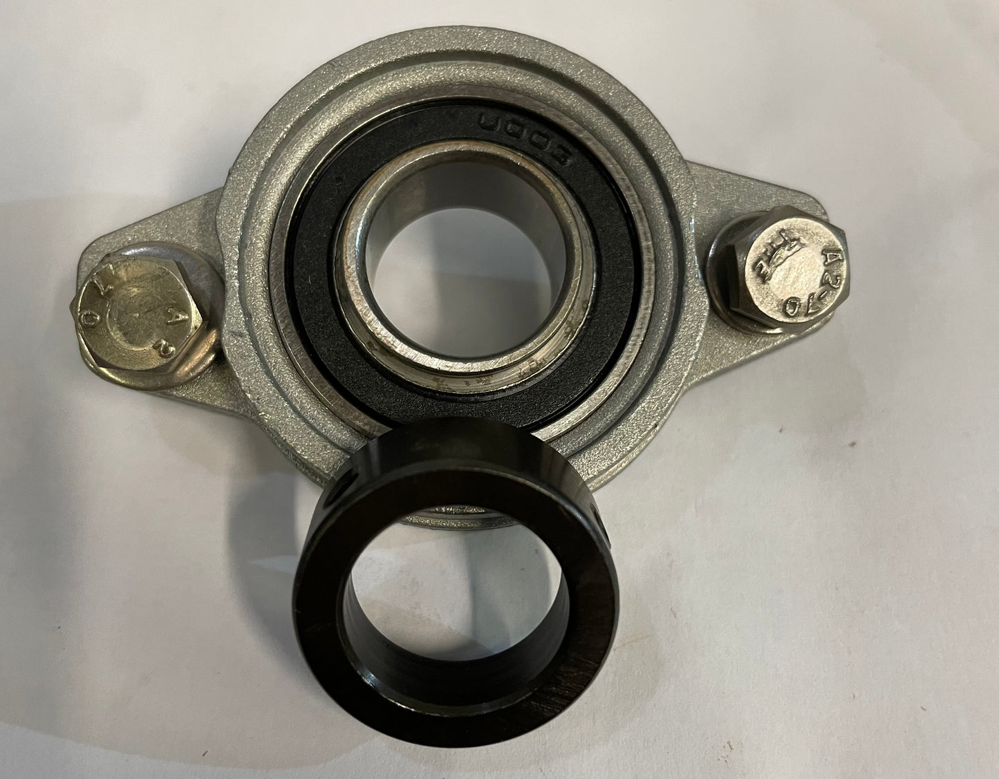 Flange Bearing - Shrink tunnel